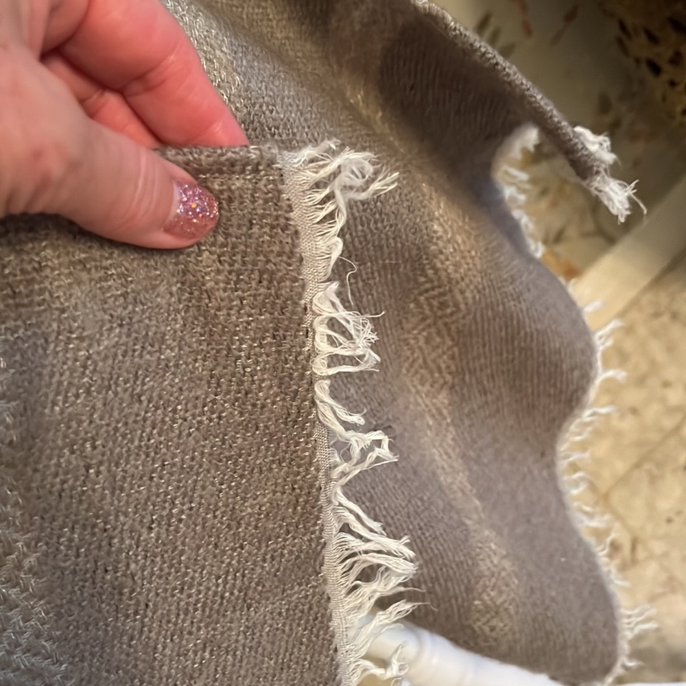 Anthropologie Gray Wrap with Embroidery and Sequin Like Accents - Picture 10 of 10